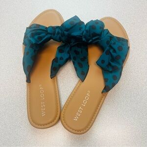 West Loop Green and Black Bow Slides Women’s Size 7/8